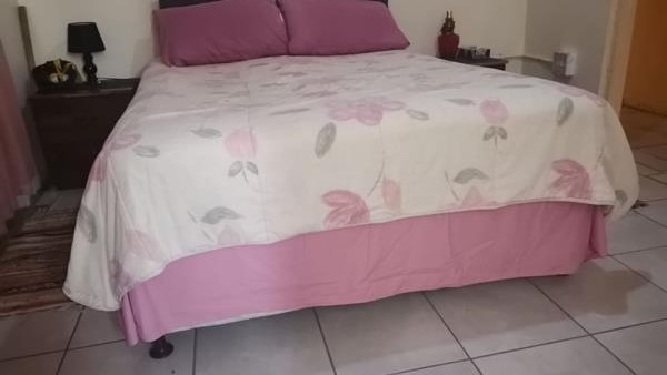 2 Bedroom Property for Sale in White City Western Cape